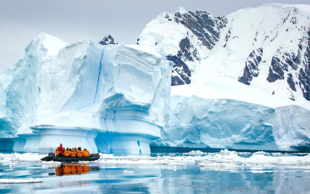 Antarktis Entdecker: Erleben Sie den 7. Kontinent | MS World Voyager | MS Ocean Explorer I MS Ultramarine