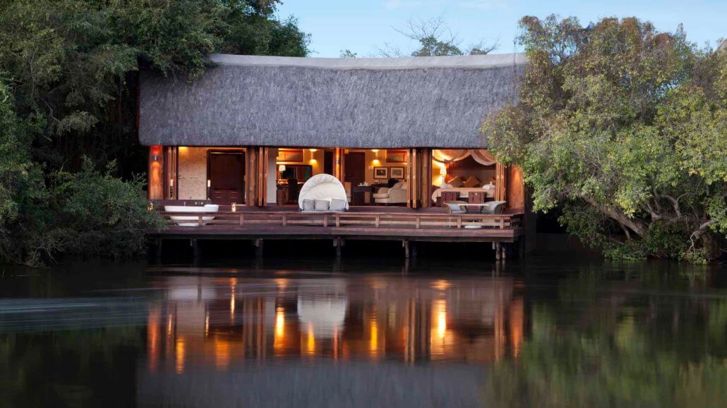 Außenansicht der Island Lodge - Royal Chundu, Sambia