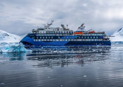 Die MS Ocean Victory auf Entdeckungsreise in der Antarktis