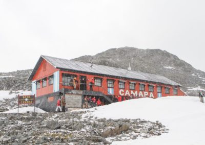 Camara Base-eine Argentinische Antarktis wissenschaftliche Forschungsstation auf Half Moon Island, Südshetlandinseln