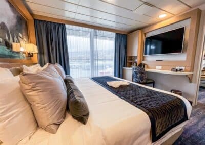 MS Ocean Explorer Penthouse-Suite