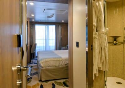 MS World Voyager Veranda-Suite