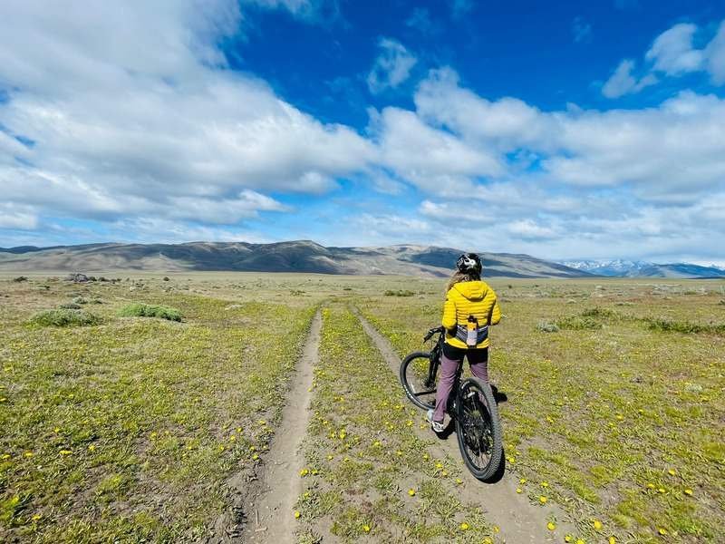 Mit dem E-Bike durch die patagonische Steppe