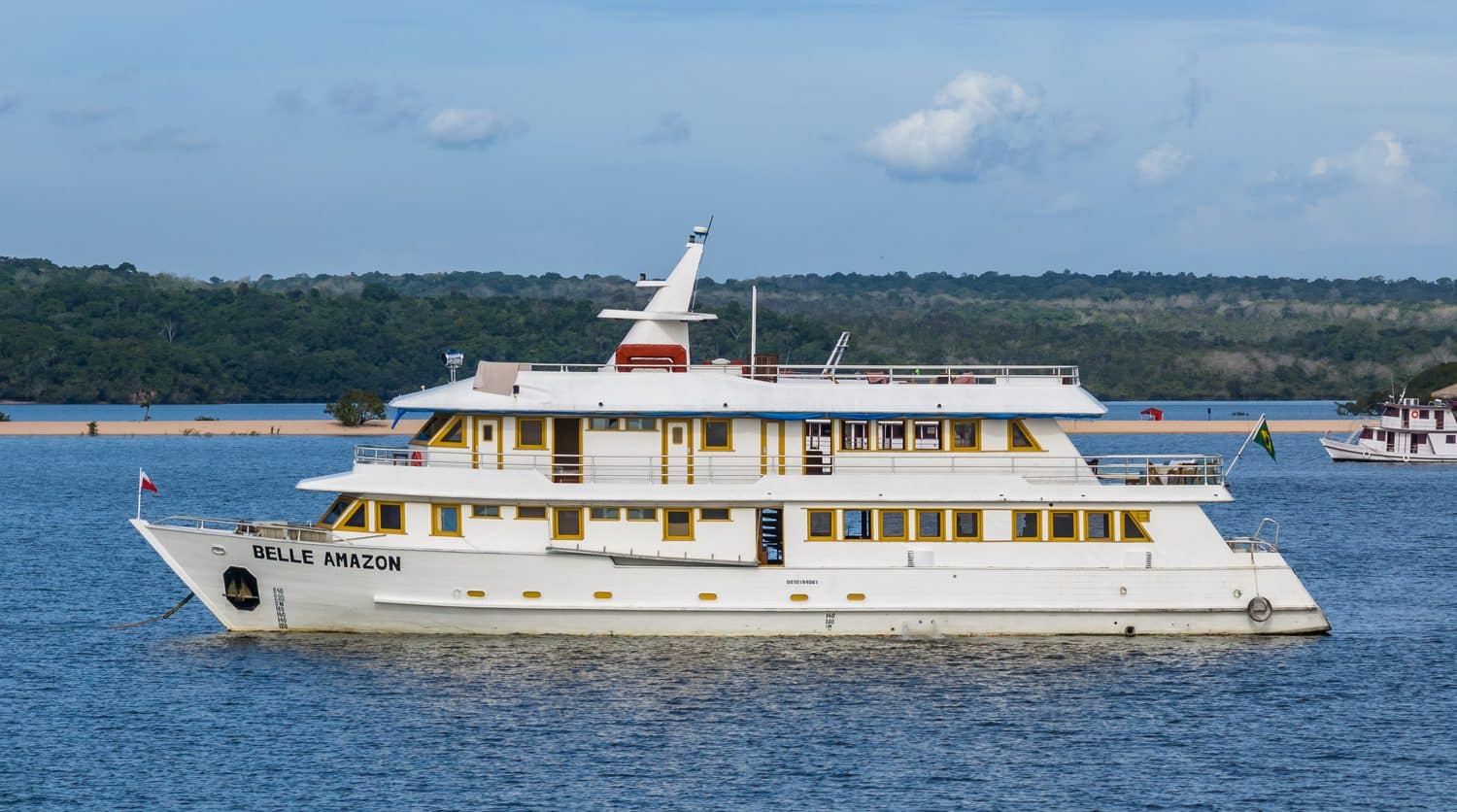 Die Belle Amazon, ein traditionelles Holzboot