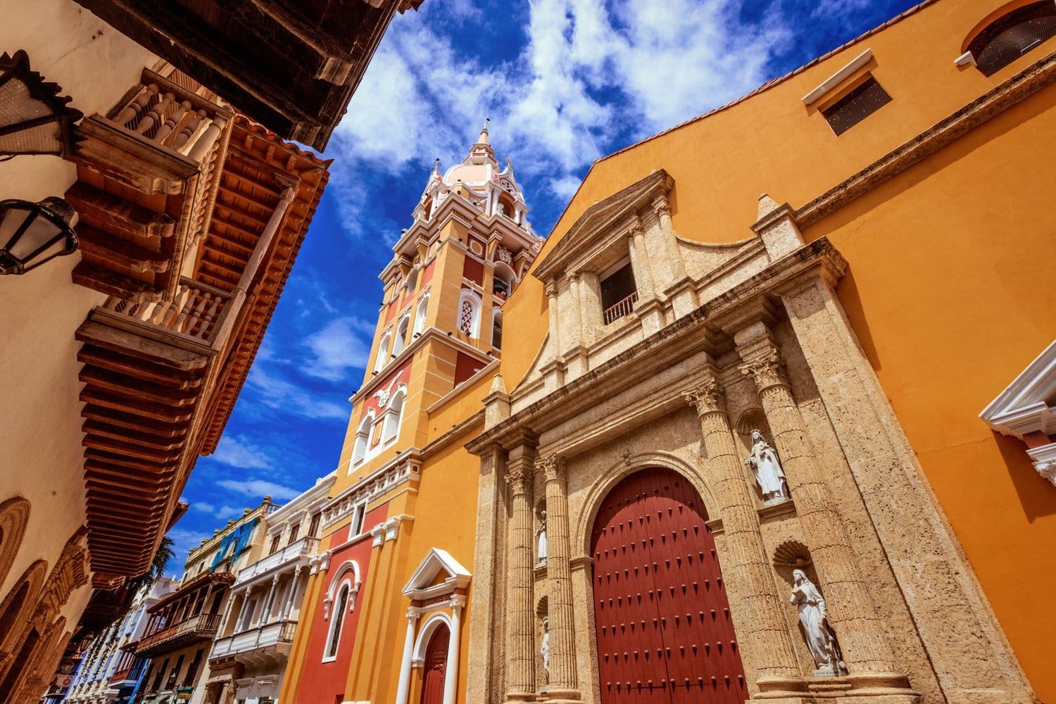 Die Kathedrale von Cartagena The tower and portal of Cartagena Cathedral against a blue sky